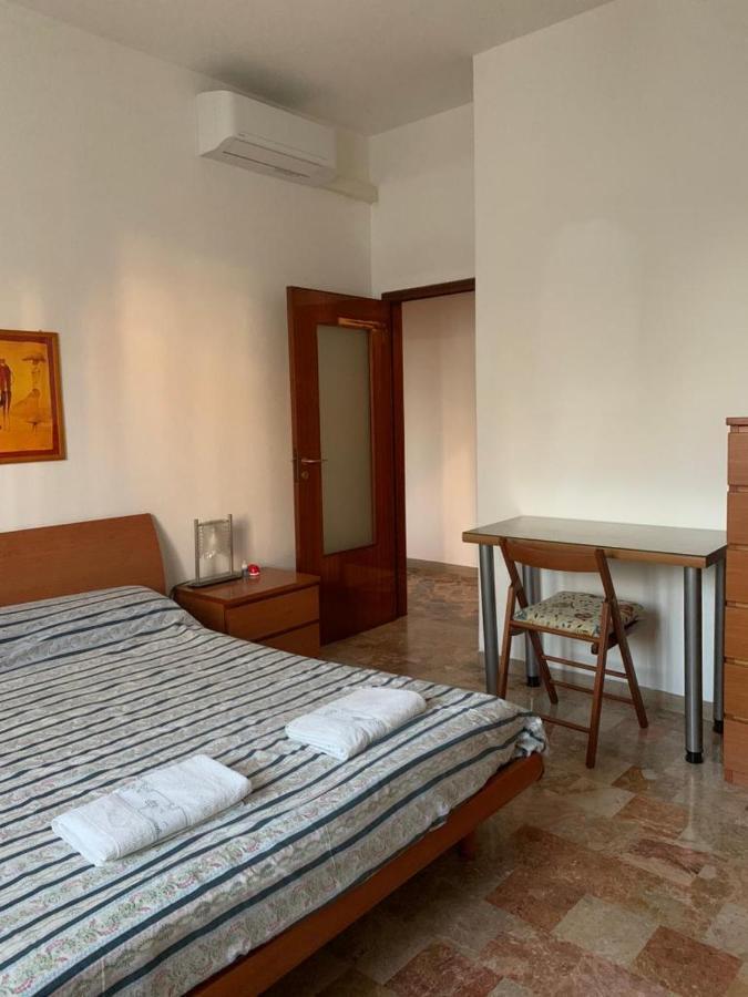 Comfortable Room Suitable 1-2 Pax Bologna Exterior photo